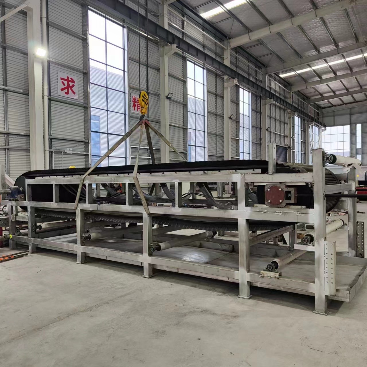 真空帶式過(guò)濾機(jī)卸料不干凈如何處理？